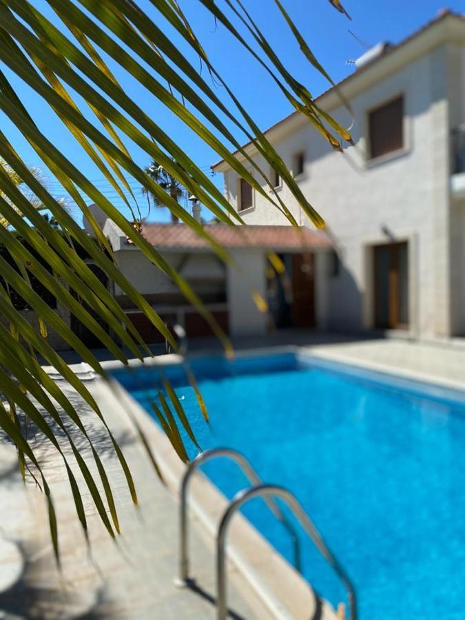 Episkopi Villa, Luxury 4 Bedroom With Pool - Limassol Eksteriør billede