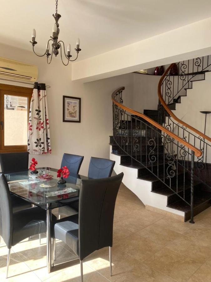 Episkopi Villa, Luxury 4 Bedroom With Pool - Limassol Eksteriør billede
